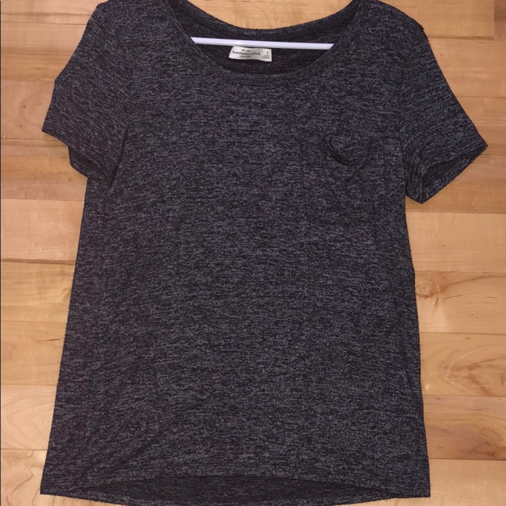 Abercrombie & Fitch heathered black pocket t-shirt